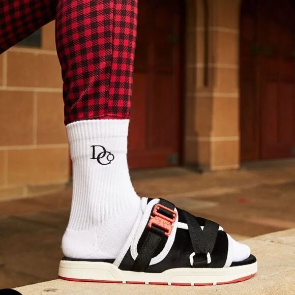 DRACO DCO Calf Long Socks - White
Regular NWT in packaging Unopened - Picture 1 of 5